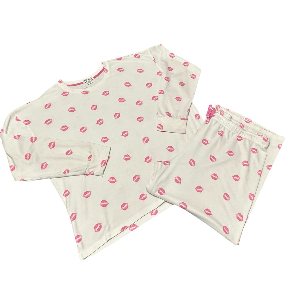PJ Salvage Pajama Set Hot Lips PJs Size XL Pink White Graphic Print Loungewear